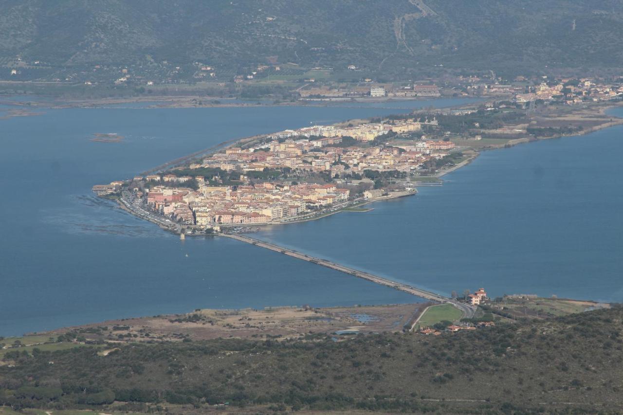 Agriturismo Poderedodici أوربيتيلو المظهر الخارجي الصورة